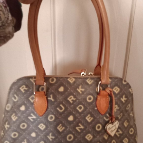 Vintage Dooney & Bourke Brown and Cream Heart Charm Large roomy bag
